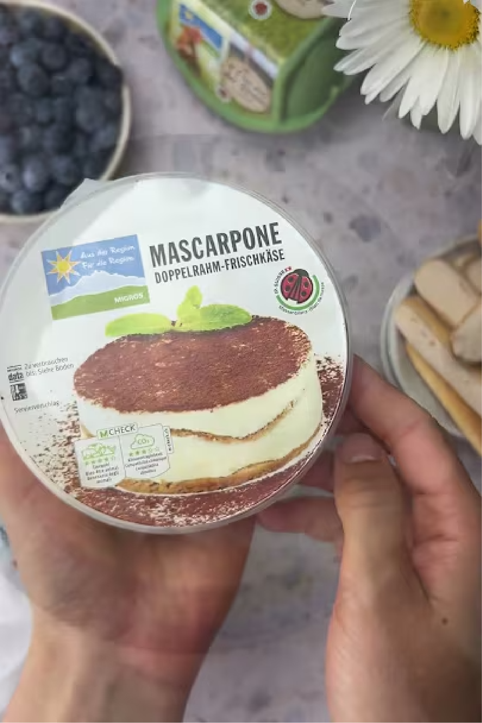 Verpackung von Mascarpone-Doppelrahm-Frischkäse